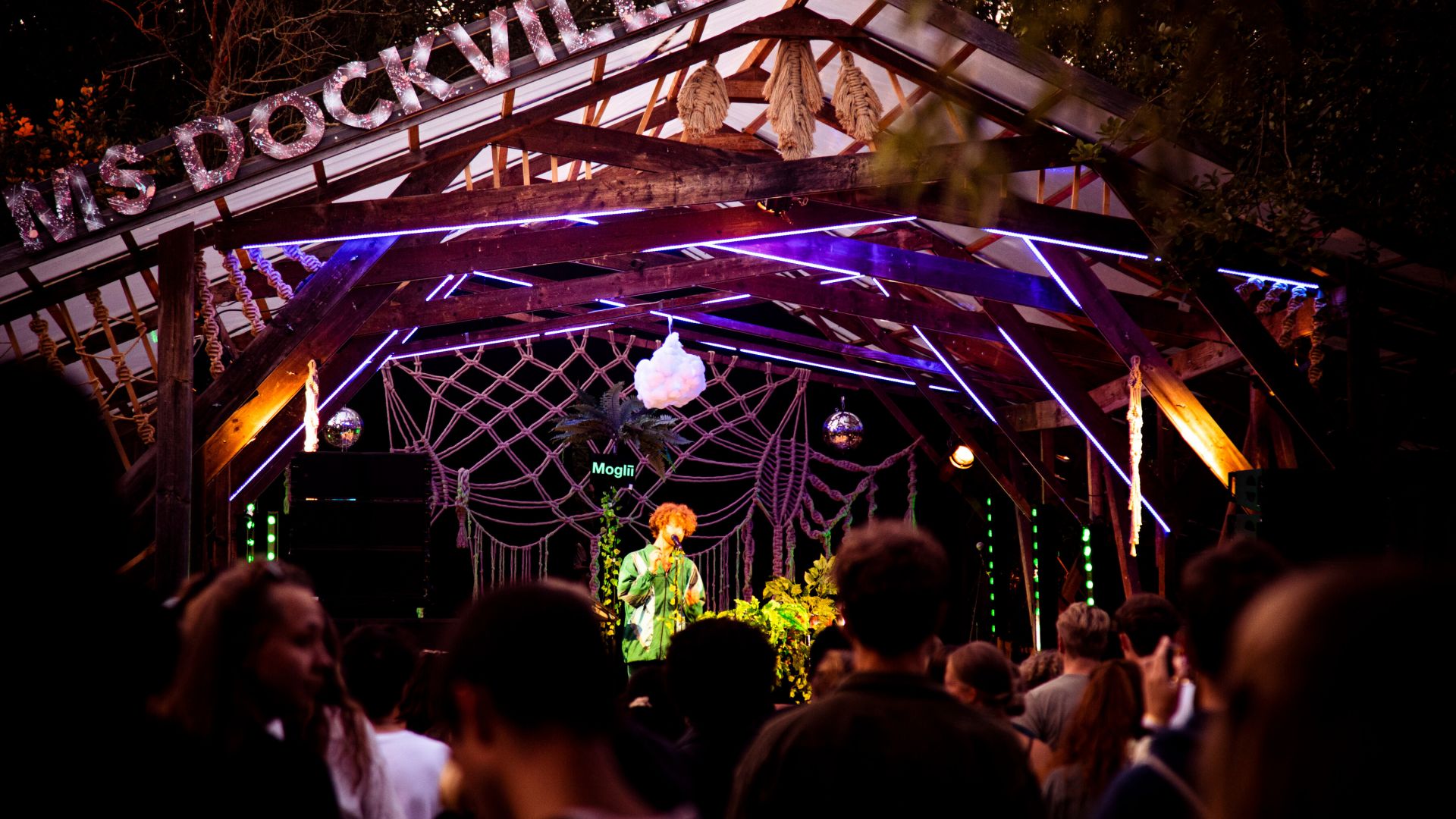 Unable to load image